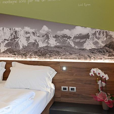 Dolomeet Boutique Hotel Pinzolo Exterior foto